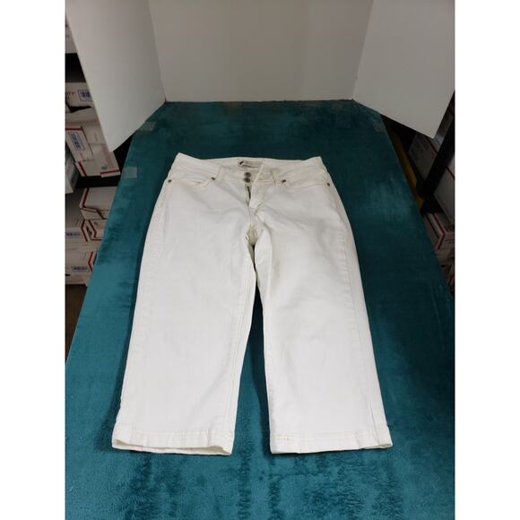 Levis Jeans Size 10 Womens White Stretch Pants Denim Ladies Mid Rise Capri - Picture 1 of 14